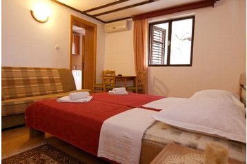 Čierna Hora Privát Sveti Stefan, Exteriér